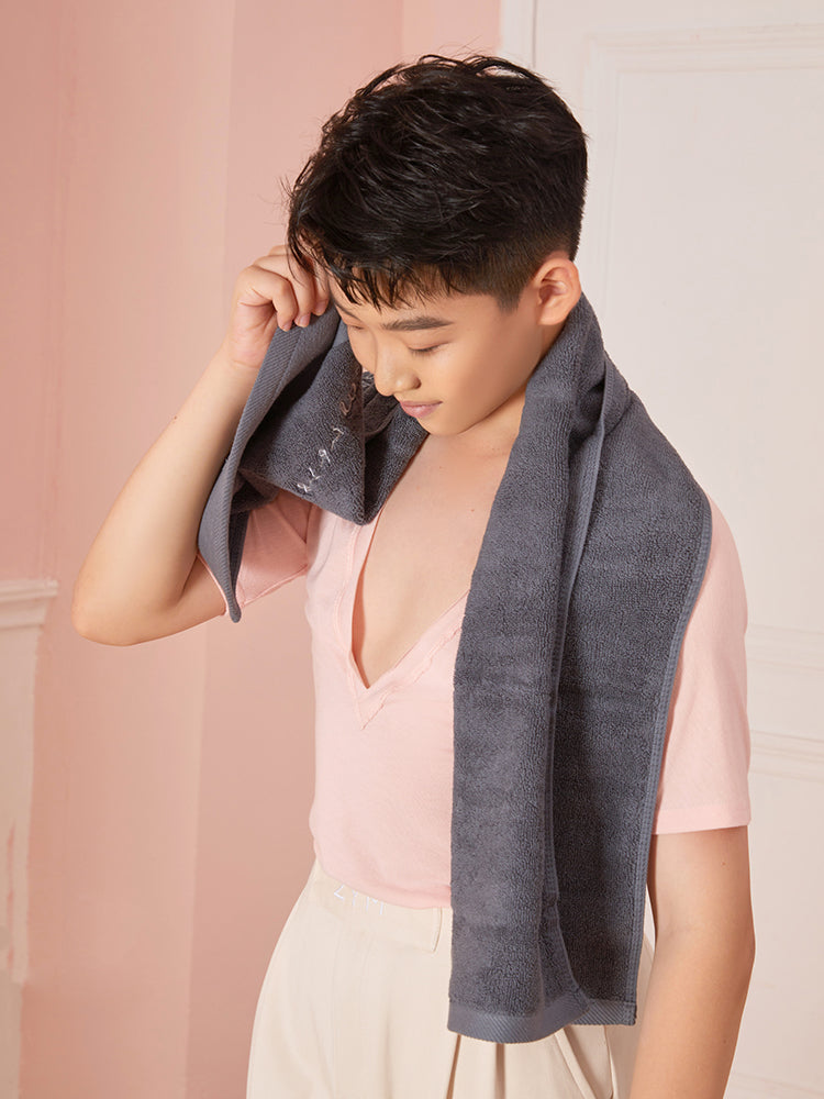 100% Love Towel #T01