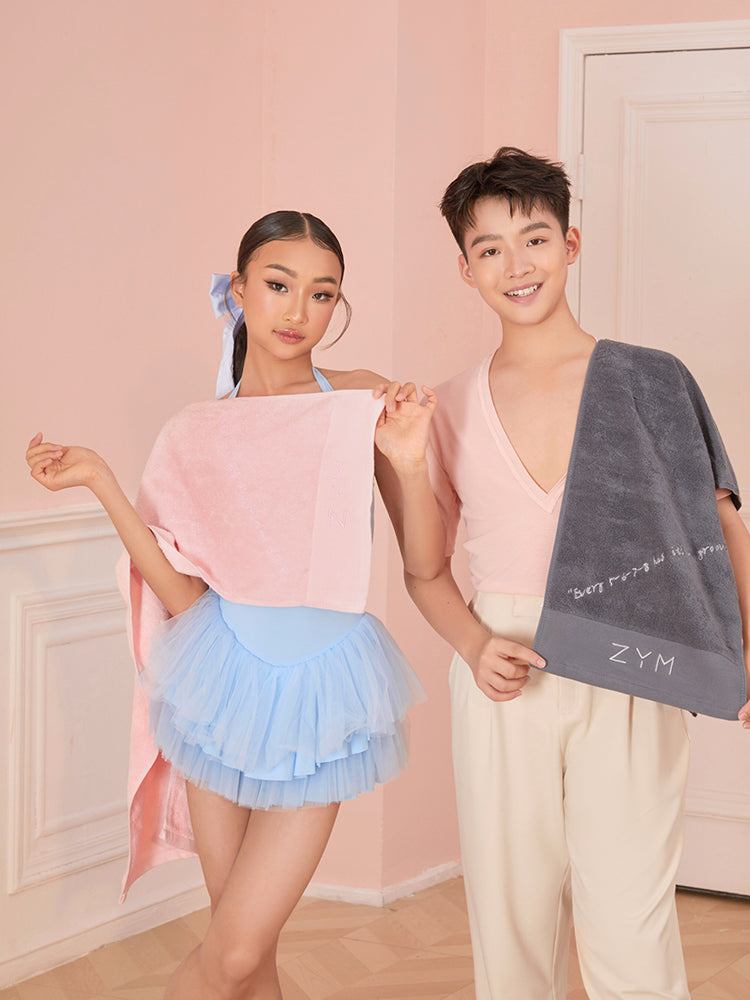 100% Love Towel #T01